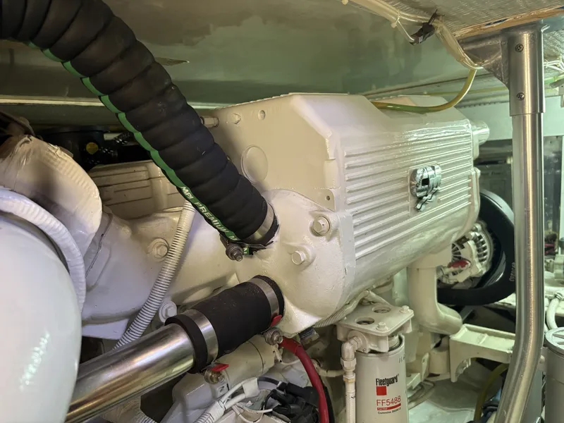 Slide: The Image of Ocean Yachts Cockpit Motor Yacht 1995 - 7518552