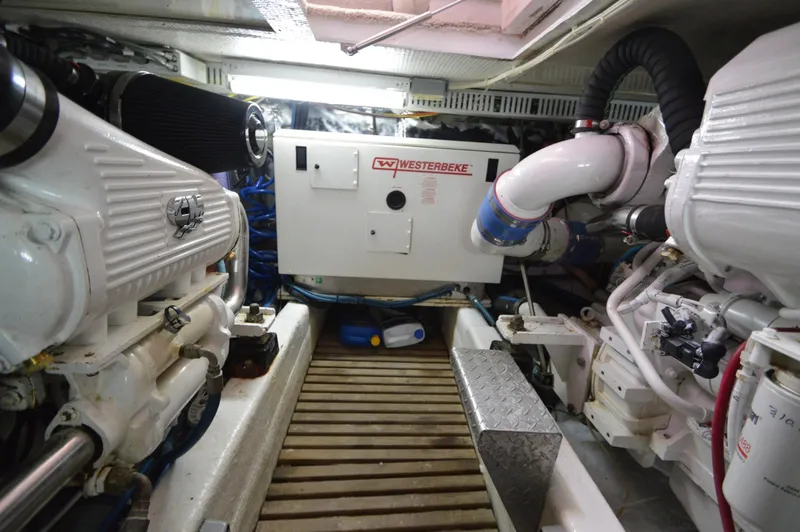 Slide: The Image of Ocean Yachts Cockpit Motor Yacht 1995 - 6484340