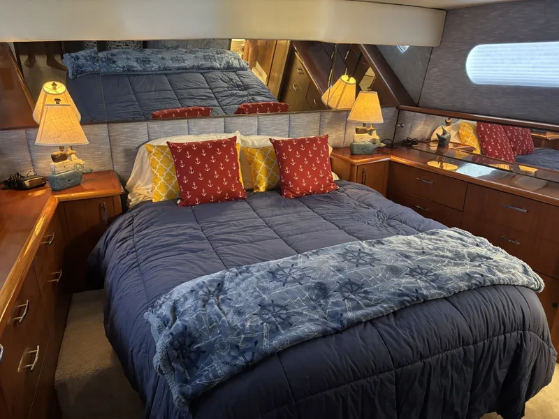 Slide: The Image of Ocean Yachts Cockpit Motor Yacht 1995 - 7518517