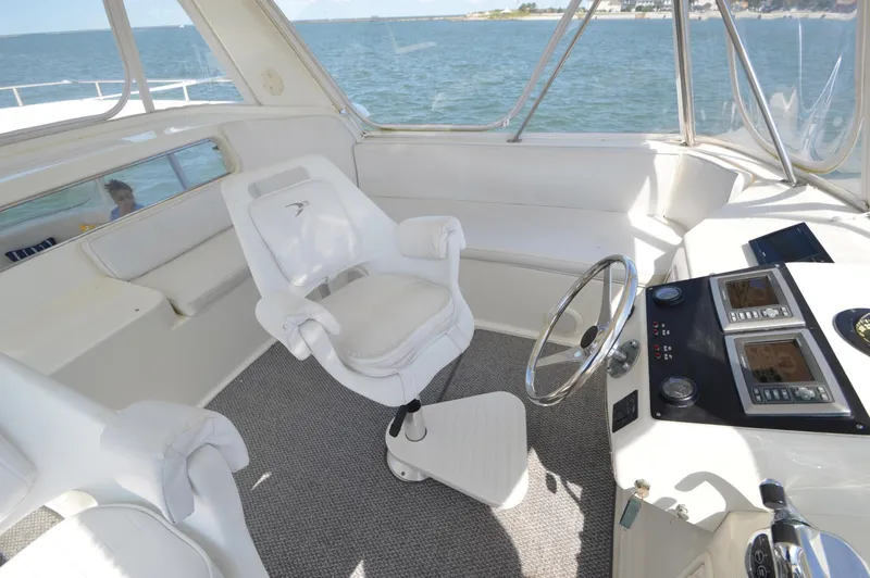 Slide: The Image of Ocean Yachts Cockpit Motor Yacht 1995 - 6484370