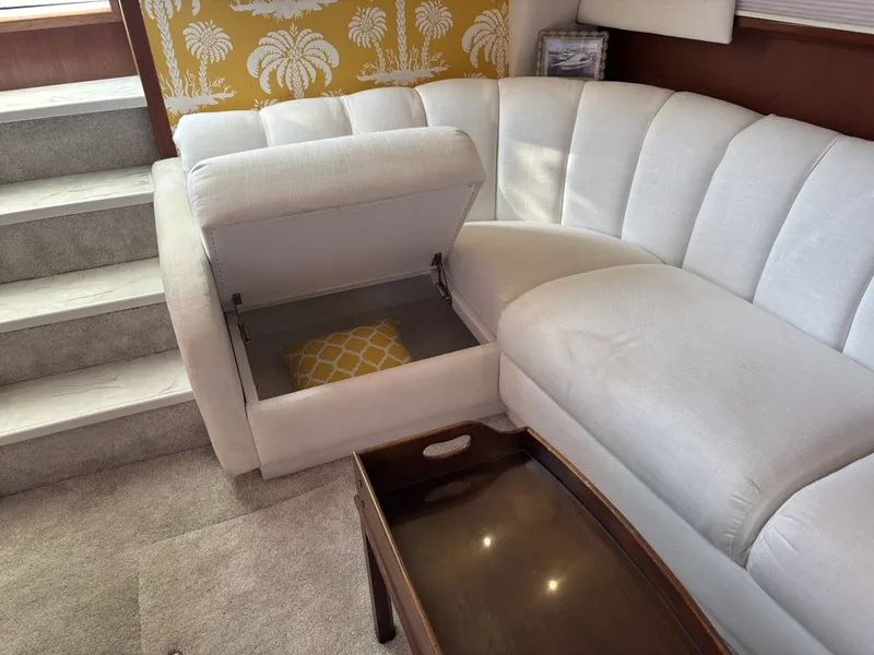 Slide: The Image of Ocean Yachts Cockpit Motor Yacht 1995 - 7518515