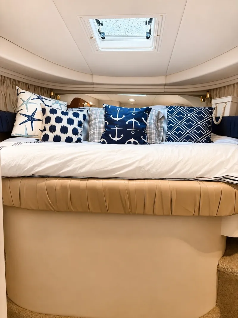 Slide: The Image of Sea Ray 380 Sundancer 2001 - 6484395