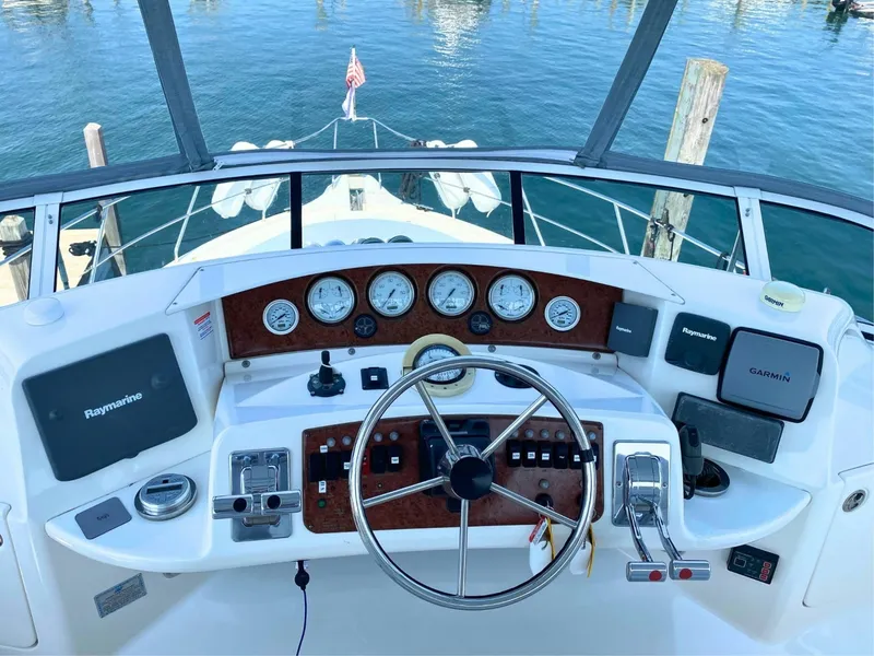 Slide: The Image of Silverton 39 Motor Yacht 2003 - 6484560