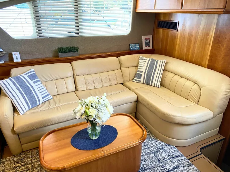 Slide: The Image of Silverton 39 Motor Yacht 2003 - 6484569