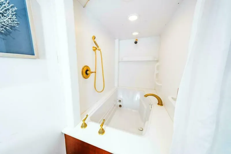 Slide: The Image of Her Head Jacuzzi   - 6484463