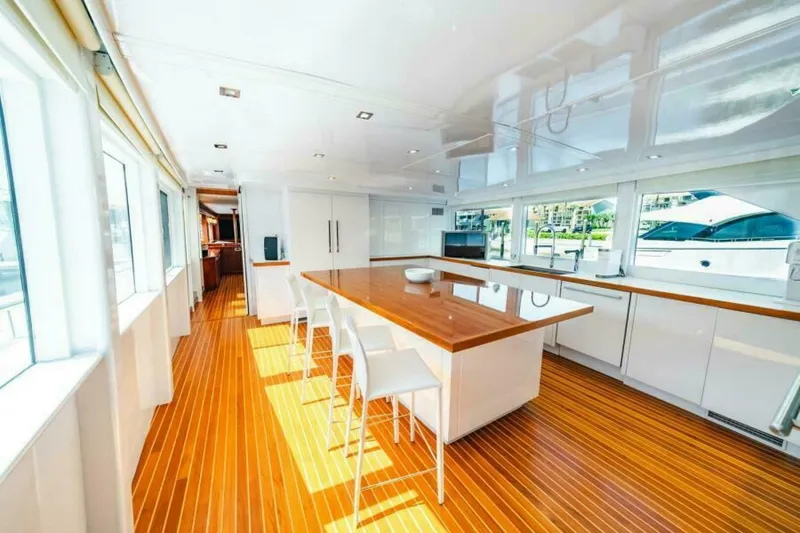 Slide: The Image of Galley Looking Aft    - 6484469