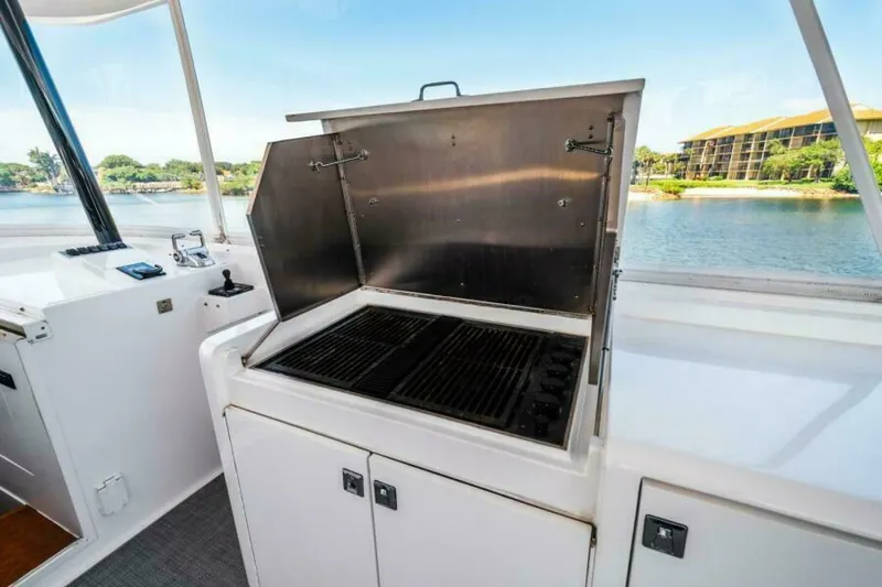 Slide: The Image of Flybridge Grill    - 6484502