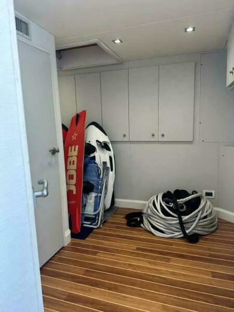 Slide: The Image of Crew Storage Area - 6484497