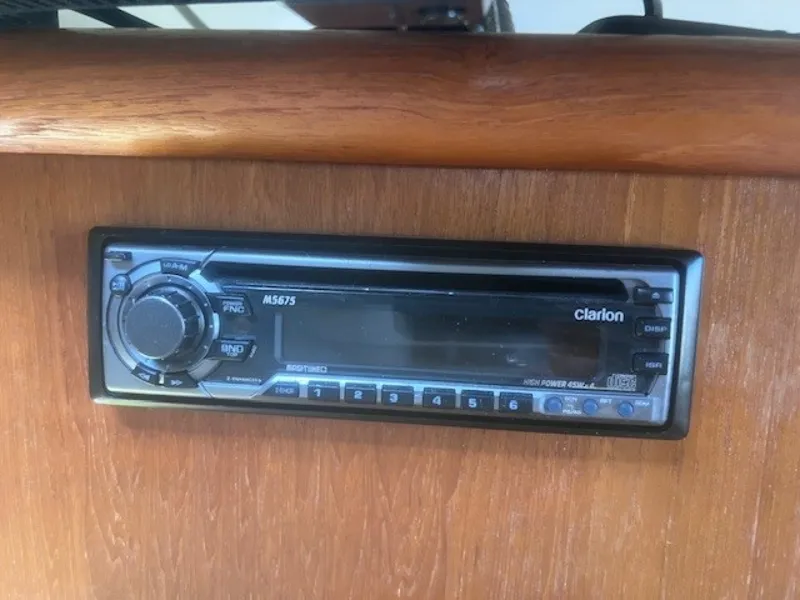 Slide: The Image of Clarion Sound System - 6493513