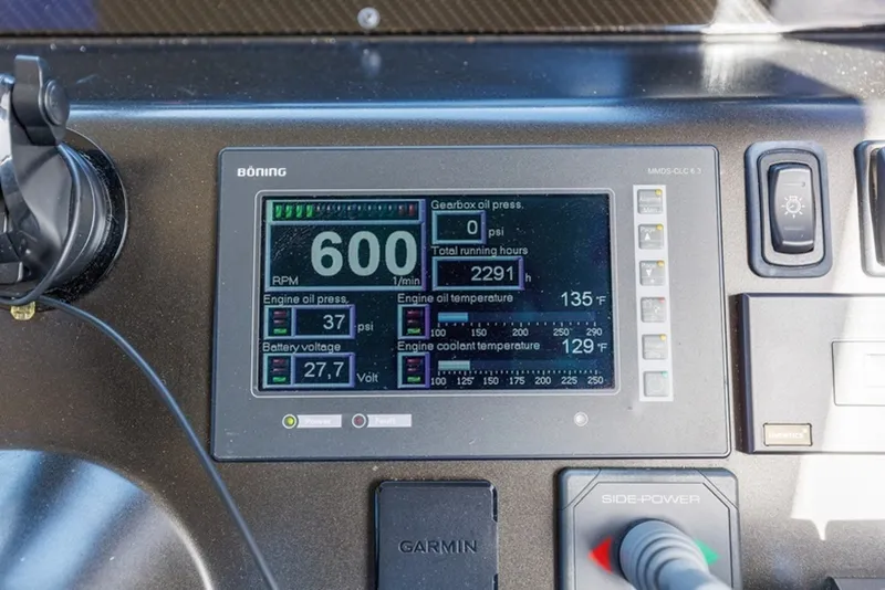 Slide: The Image of 62 Sunseeker Predator - 6514134
