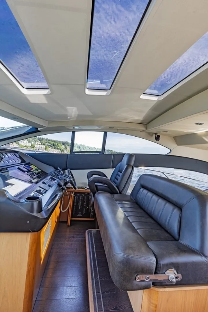 Slide: The Image of 62 Sunseeker Predator - 6514096