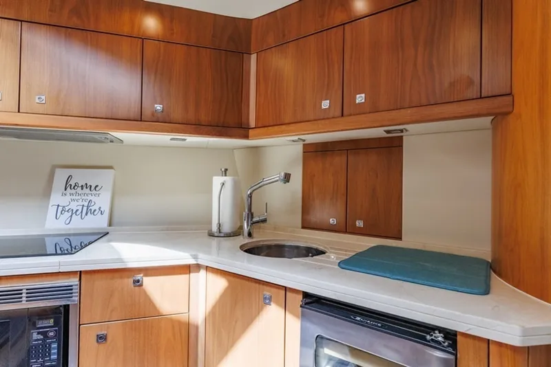 Slide: The Image of 62 Sunseeker Predator - 6514121