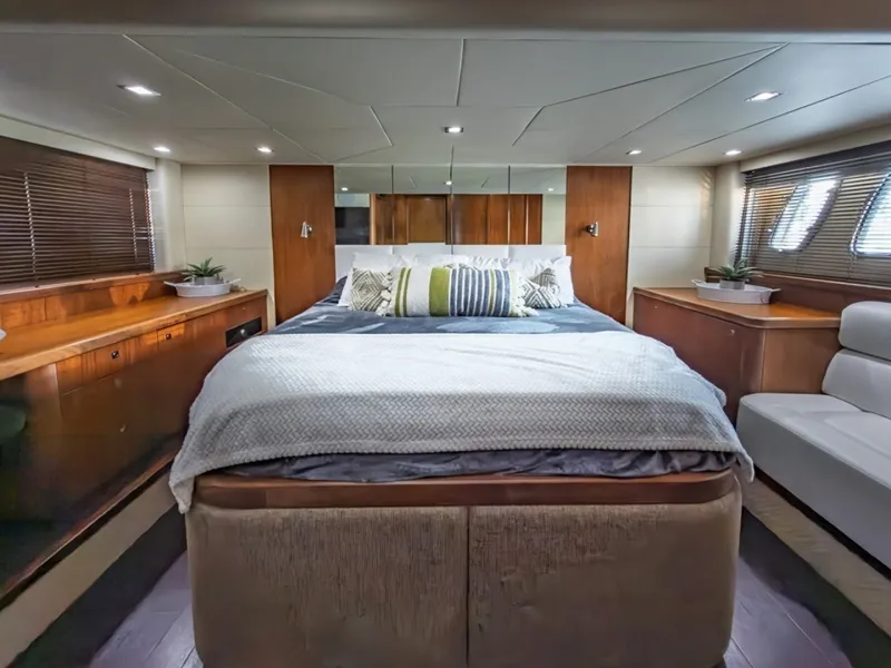 Slide: The Image of 62 Sunseeker Predator - 6520990