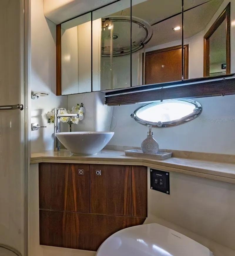 Slide: The Image of 62 Sunseeker Predator - 6514109