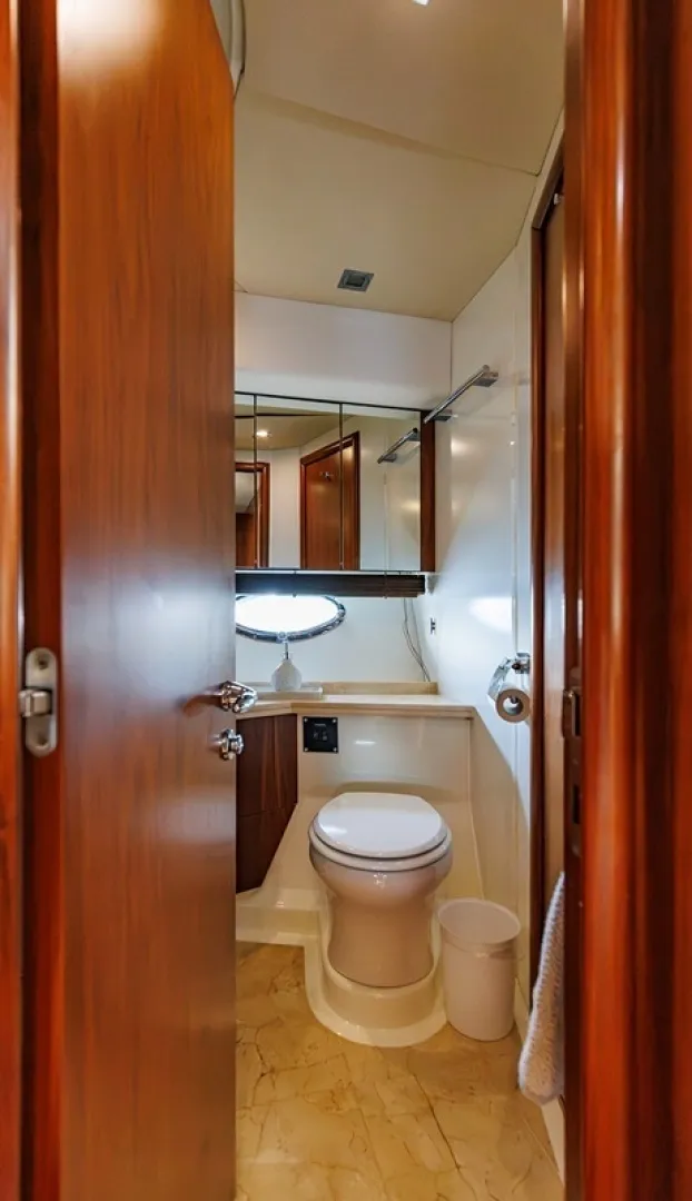 Slide: The Image of 62 Sunseeker Predator - 6521000