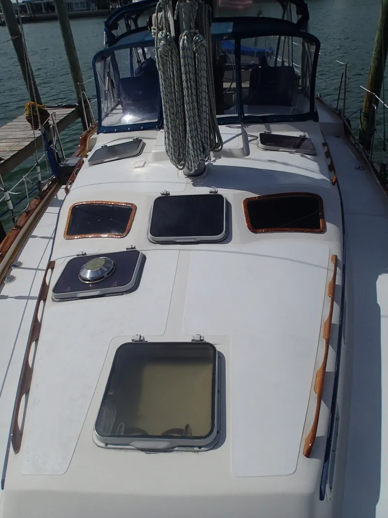 Slide: The Image of Bow Looking Aft - 6514161