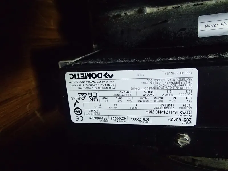 Slide: The Image of A/C Unit label - 6514244