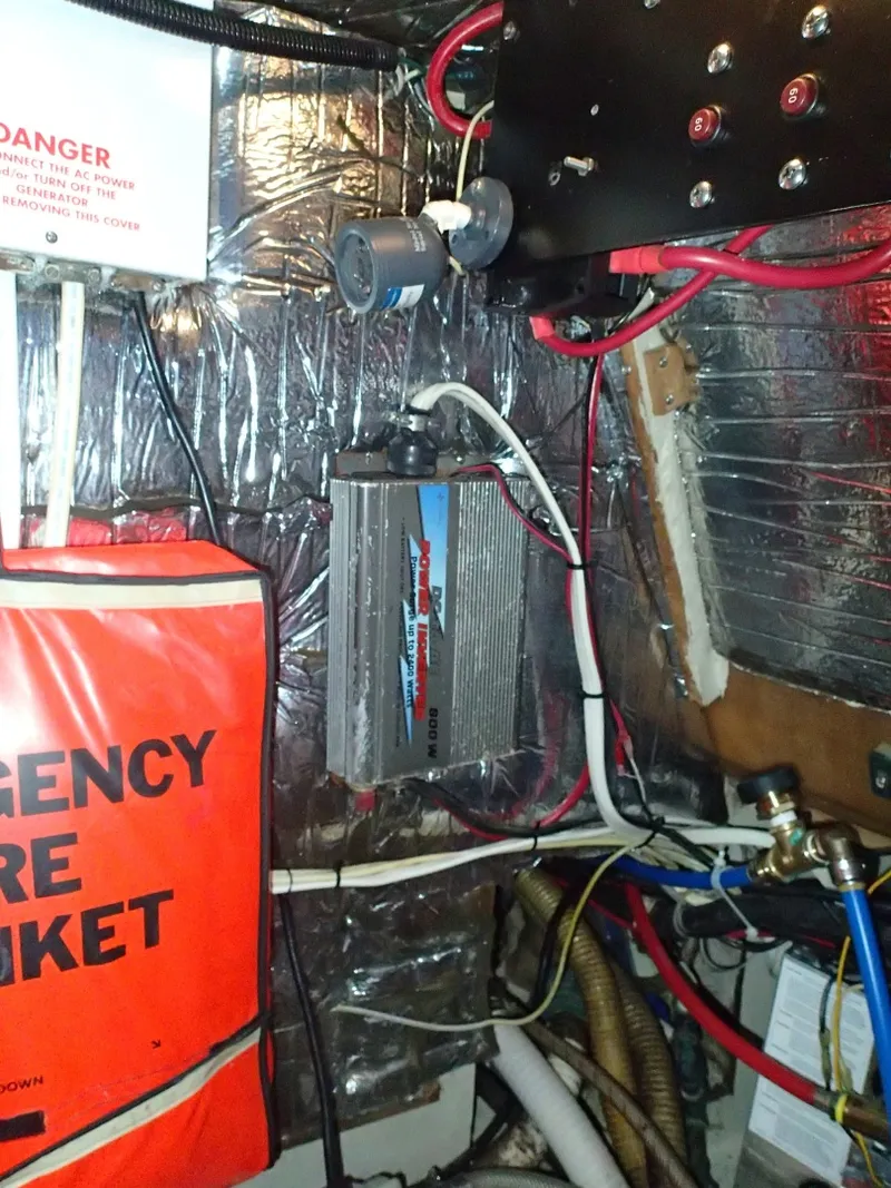 Slide: The Image of Inverter/Camera - 6514254