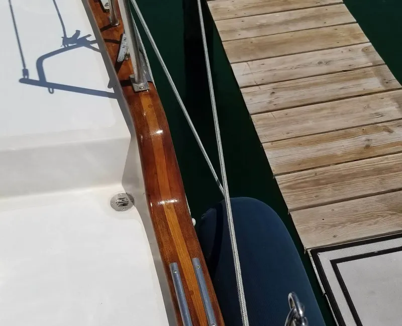 Slide: The Image of Starboard Rail - 6514203