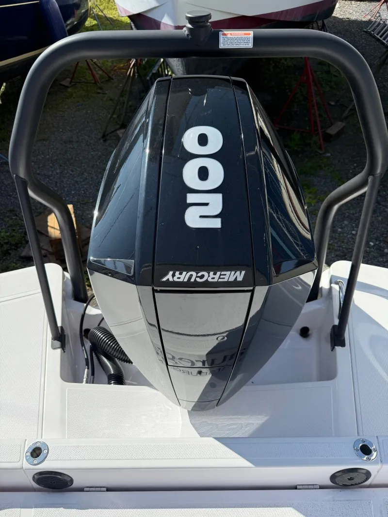 Slide: The Image of Axopar 22 T-Top 2022 - 7141876