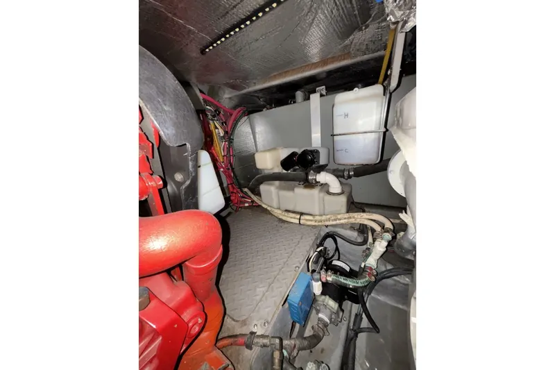 Slide: The Image of Sea Ray 420 Aft Cabin 1999 - 6494082
