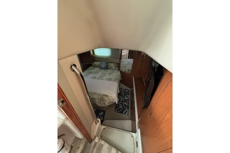 Slide: The Image of Sea Ray 420 Aft Cabin 1999 - 6494065