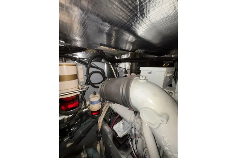 Slide: The Image of Sea Ray 420 Aft Cabin 1999 - 6494076