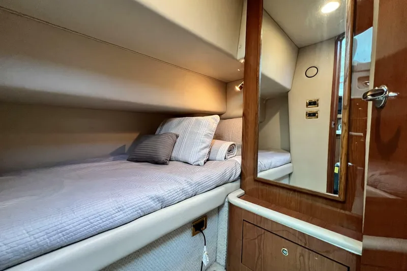 Slide: The Image of Sea Ray 420 Aft Cabin 1999 - 6494072