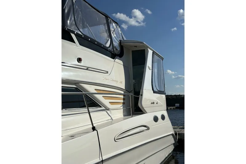 Slide: The Image of Sea Ray 420 Aft Cabin 1999 - 6494042