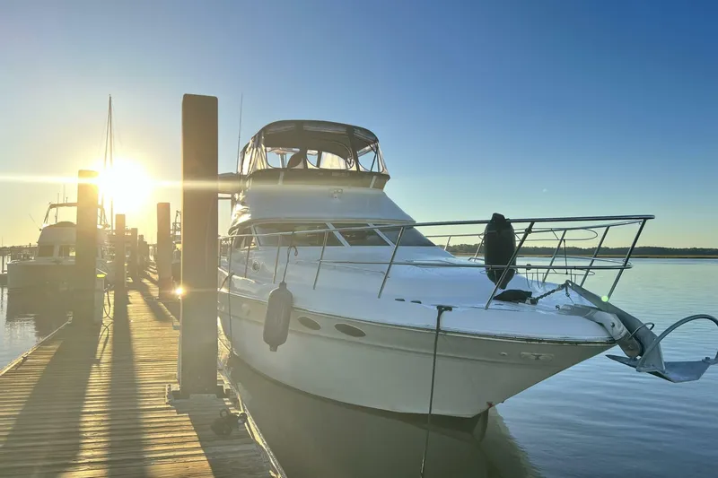 Slide: The Image of Sea Ray 420 Aft Cabin 1999 - 6494038