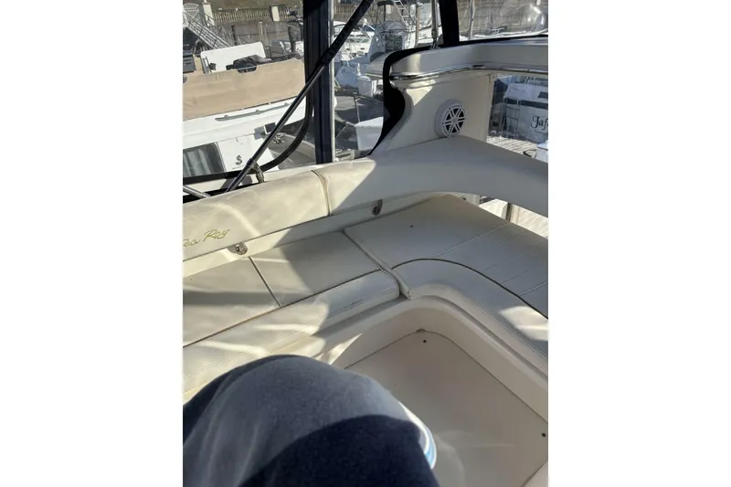 Slide: The Image of Sea Ray 420 Aft Cabin 1999 - 6494053