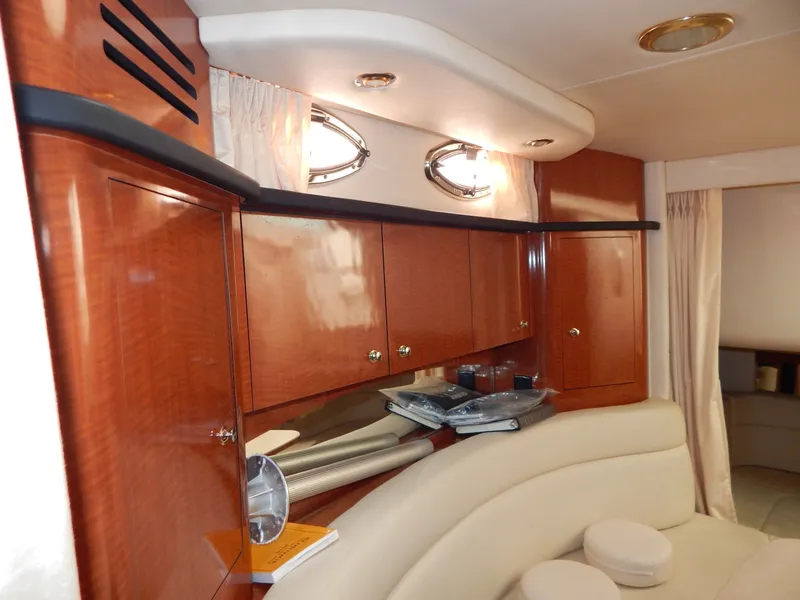 Slide: The Image of Sea Ray 320 Sundancer 2003 - 7225979