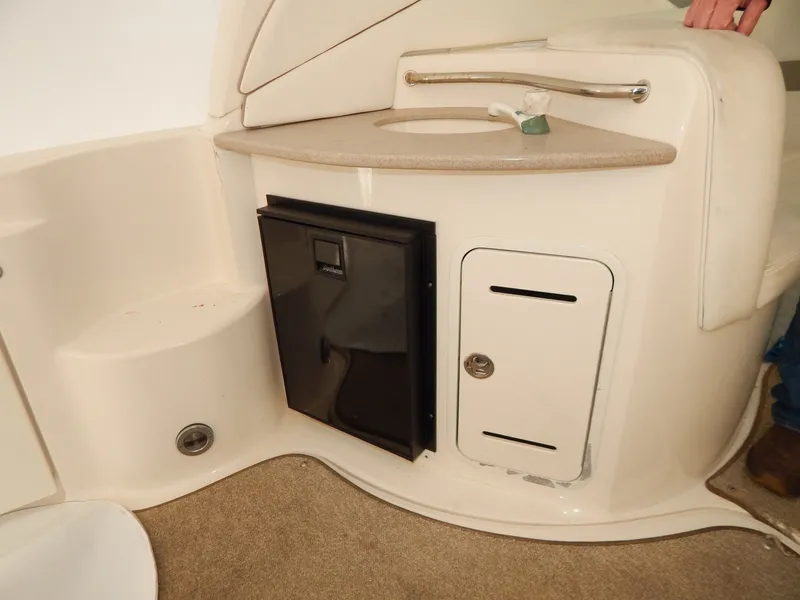 Slide: The Image of Sea Ray 320 Sundancer 2003 - 7225980