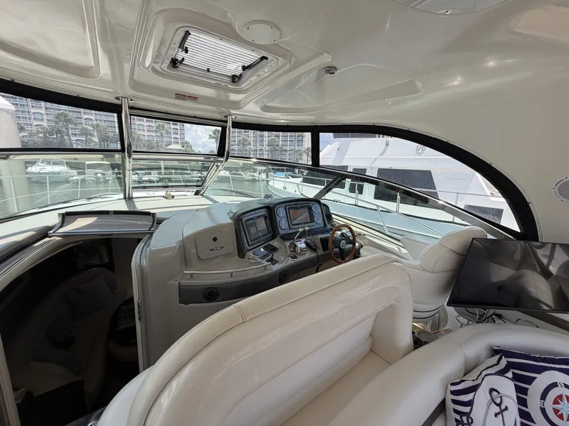 Slide: The Image of Sea Ray 44 2007 - 6499449