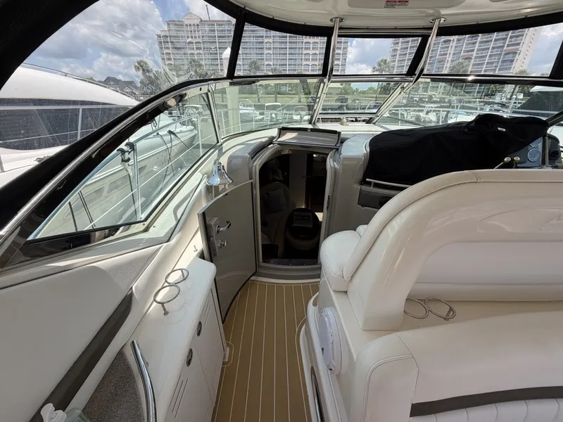 Slide: The Image of Sea Ray 44 2007 - 6499444