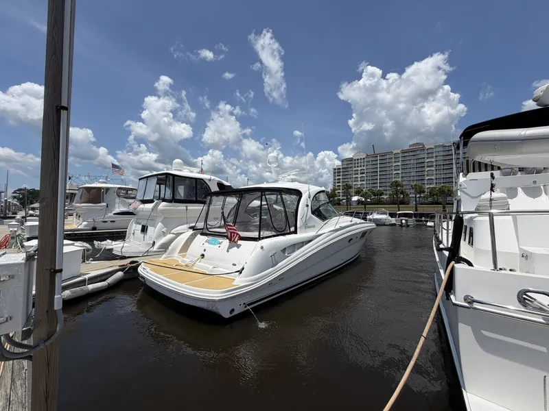 Slide: The Image of Sea Ray 44 2007 - 6499433