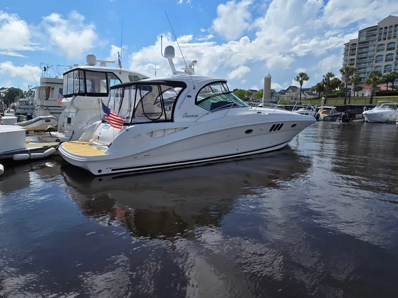 Slide: The Image of Sea Ray 44 2007 - 6499429