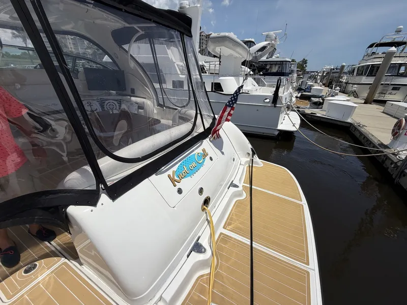 Slide: The Image of Sea Ray 44 2007 - 6499435