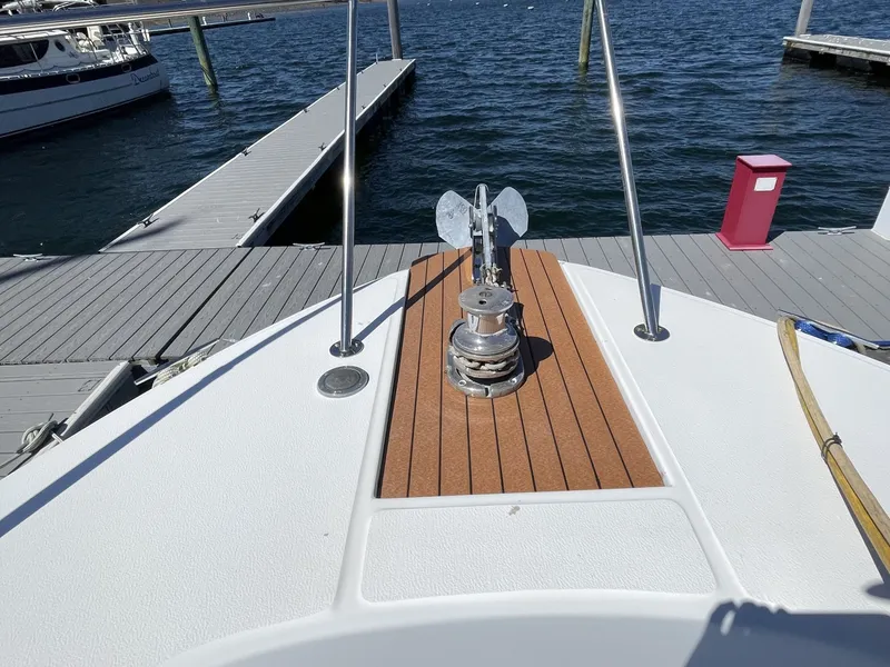 Slide: The Image of Sea Ray 390 Express Cruiser 1990 - 6508488