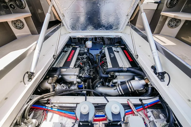 Slide: The Image of Focus Motor Yachts 3X 2027 - 6508751