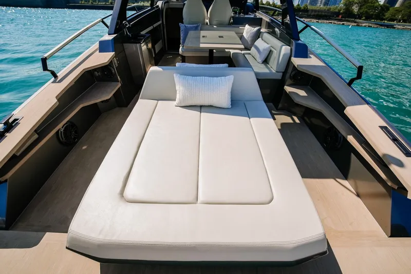 Slide: The Image of Focus Motor Yachts 3X 2027 - 6508719