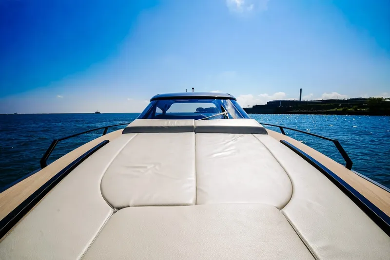 Slide: The Image of Focus Motor Yachts 3X 2027 - 6508710