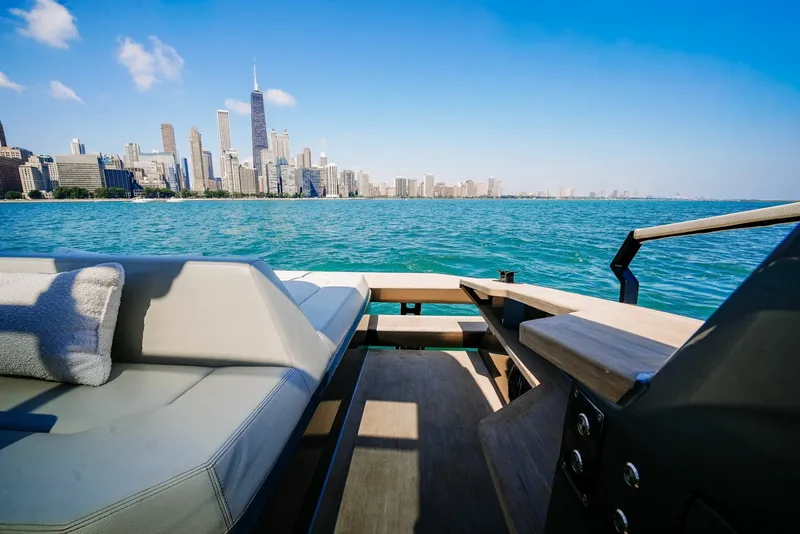 Slide: The Image of Focus Motor Yachts 3X 2027 - 6508733
