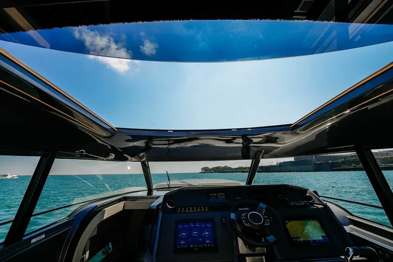 Slide: The Image of Focus Motor Yachts 3X 2027 - 6508723