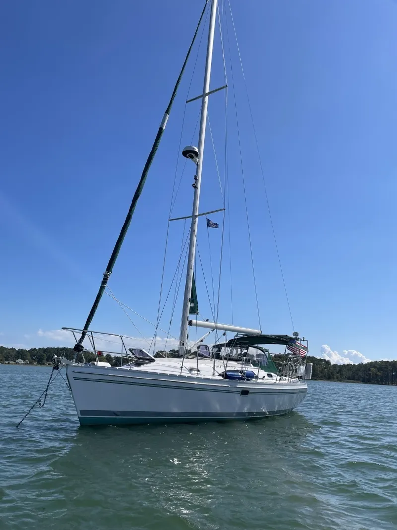 Slide: The Image of Catalina 355 2017 - 6981414