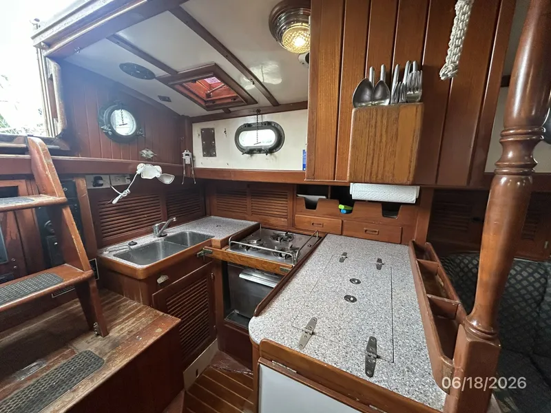Slide: The Image of 37' Tayana galley1 - 6509542