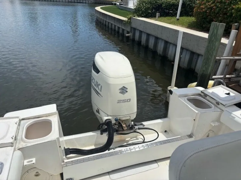 Slide: The Image of Tracker Sea Craft SXC 2001 - 6509738