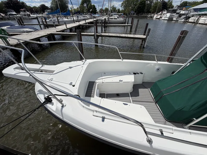 Slide: The Image of Boston Whaler 26 Outrage 1999 - 6509750