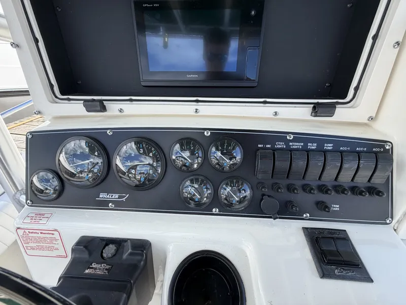 Slide: The Image of Boston Whaler 26 Outrage 1999 - 6509774