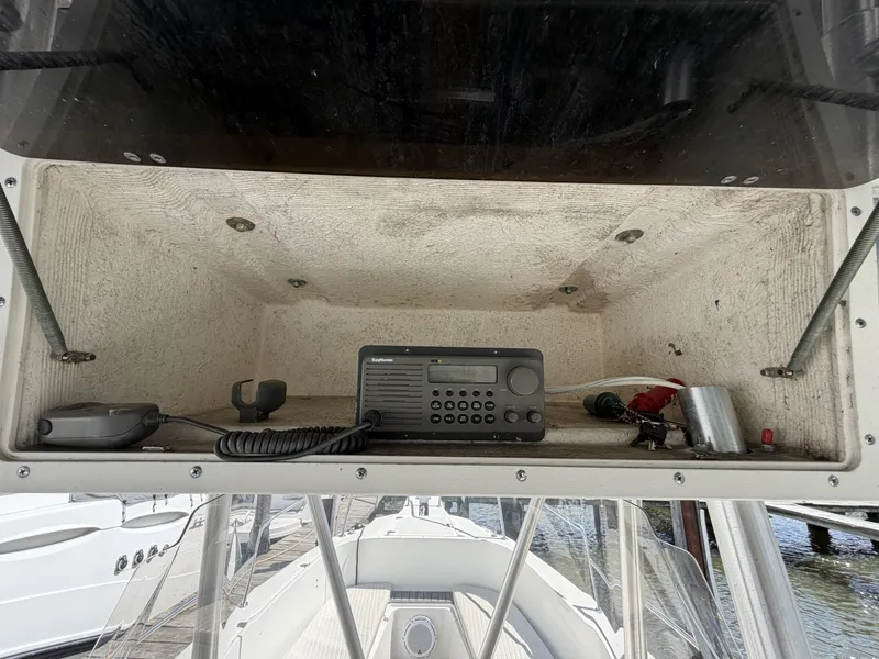 Slide: The Image of Boston Whaler 26 Outrage 1999 - 6509779